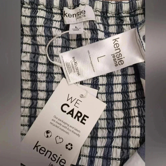 Kensie NWT Crop Navy and White Tank Top Size Large - Picture 7 of 7